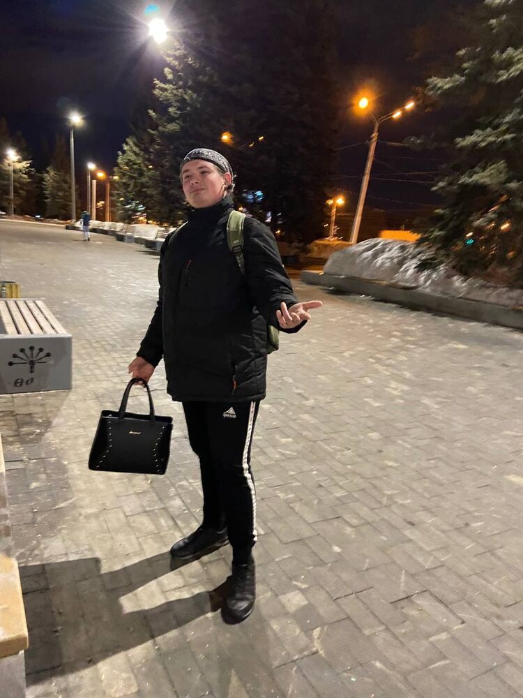  25517331  Dmitriy, 25 ,    