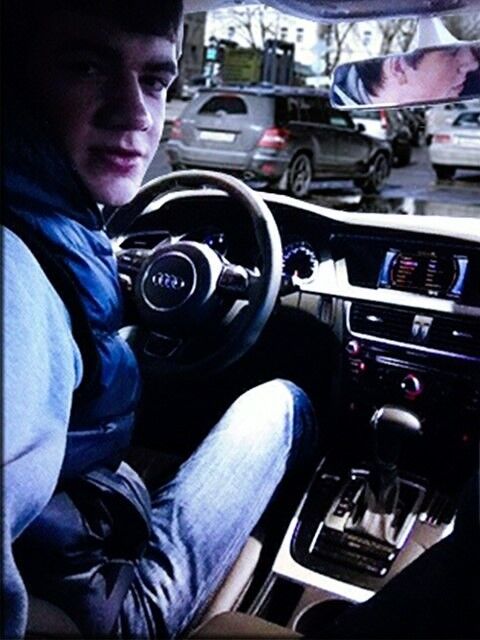   ,   Anton, 31 ,   ,   , c 