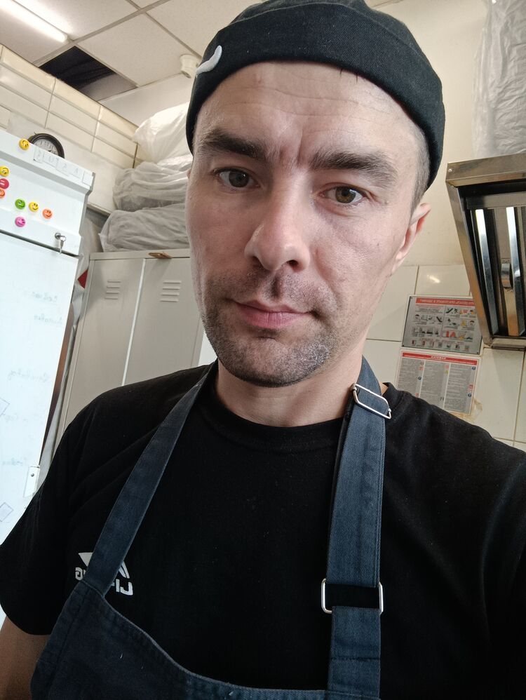  46346391  , 31 ,    