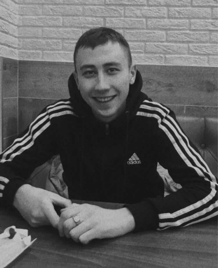  ,   Stanislav, 27 ,   ,   , c , 