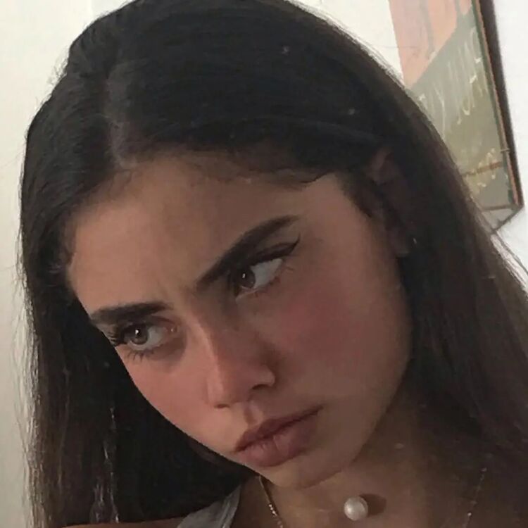  ,   Jils, 24 ,   ,   