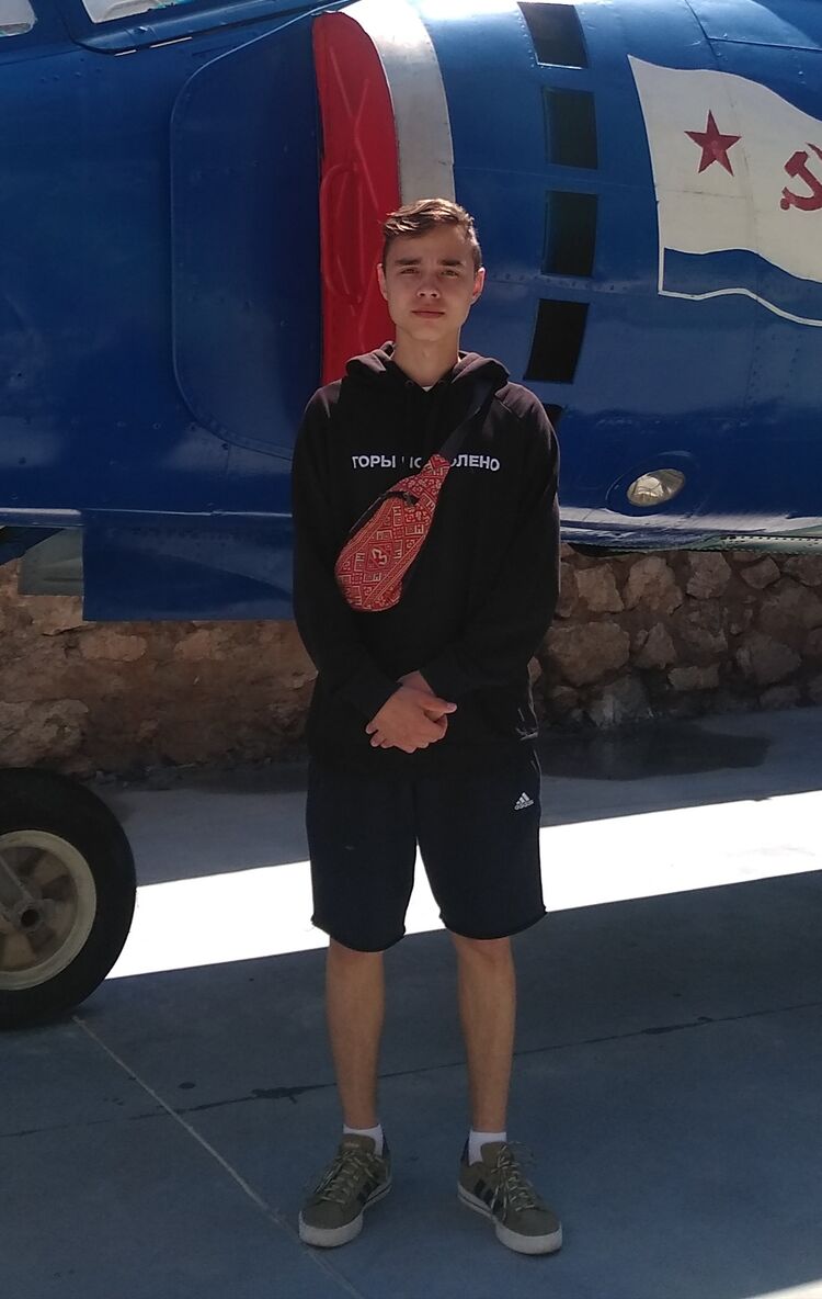  27426681  , 22 ,    -