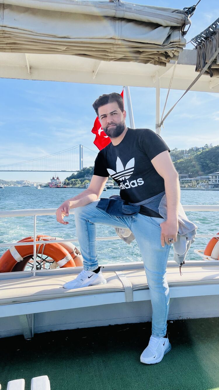  Eichgraben,   Yuosif, 28 ,   ,   