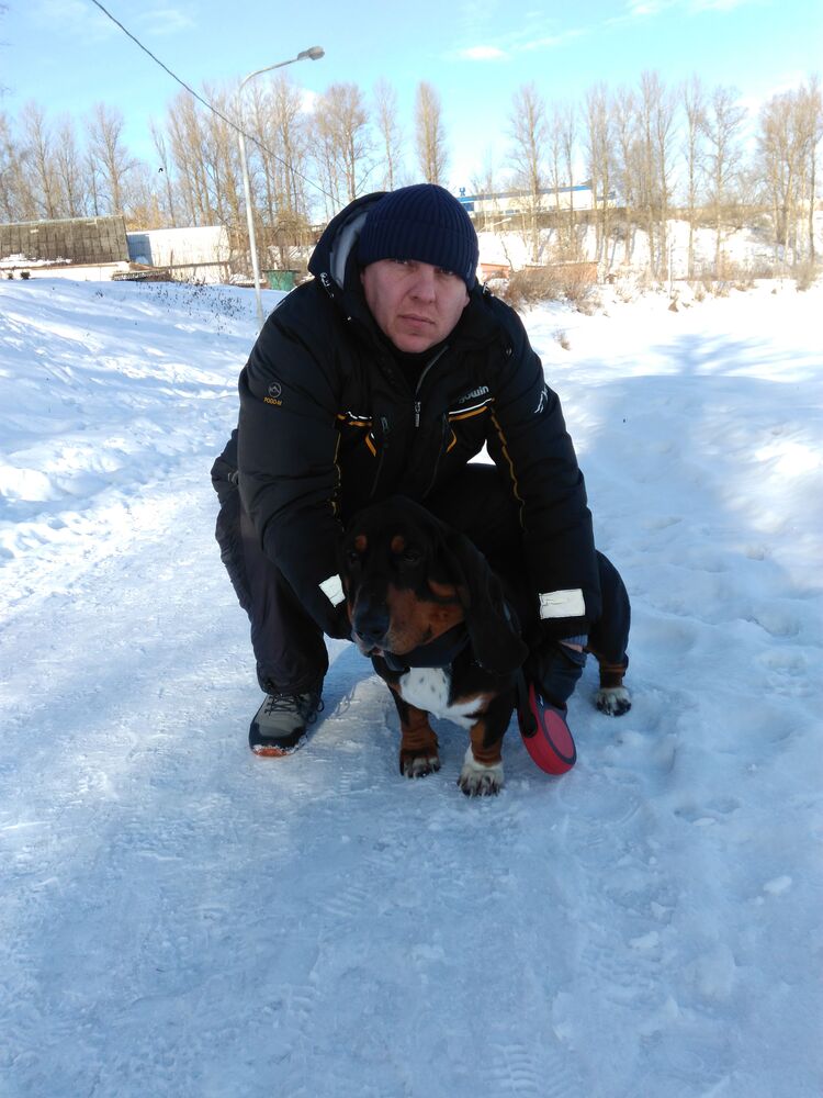 32524201  Igor, 42 ,    