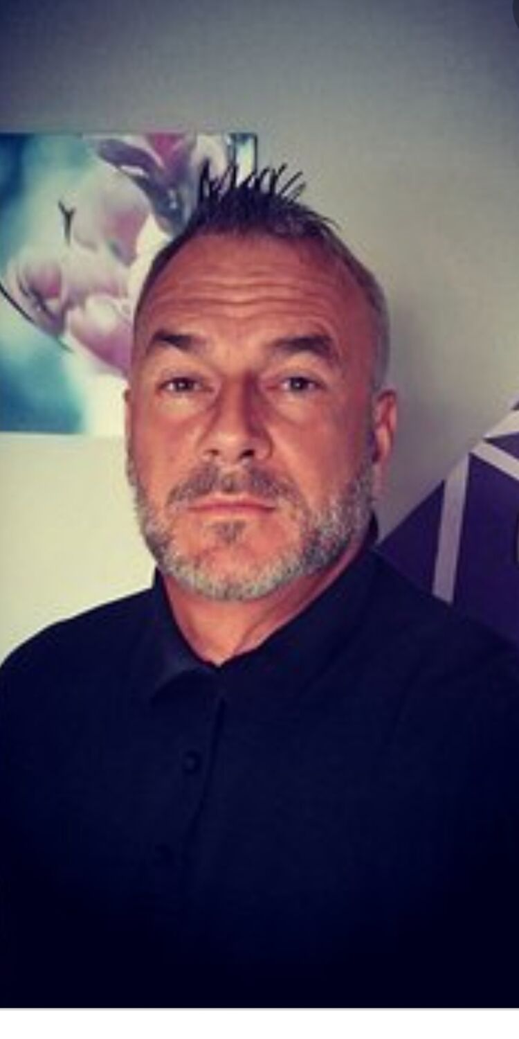  ,   Jacek, 55 ,   , 