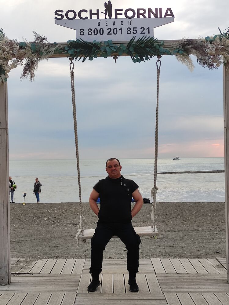  ,   Anatoly, 41 ,   ,   , c 