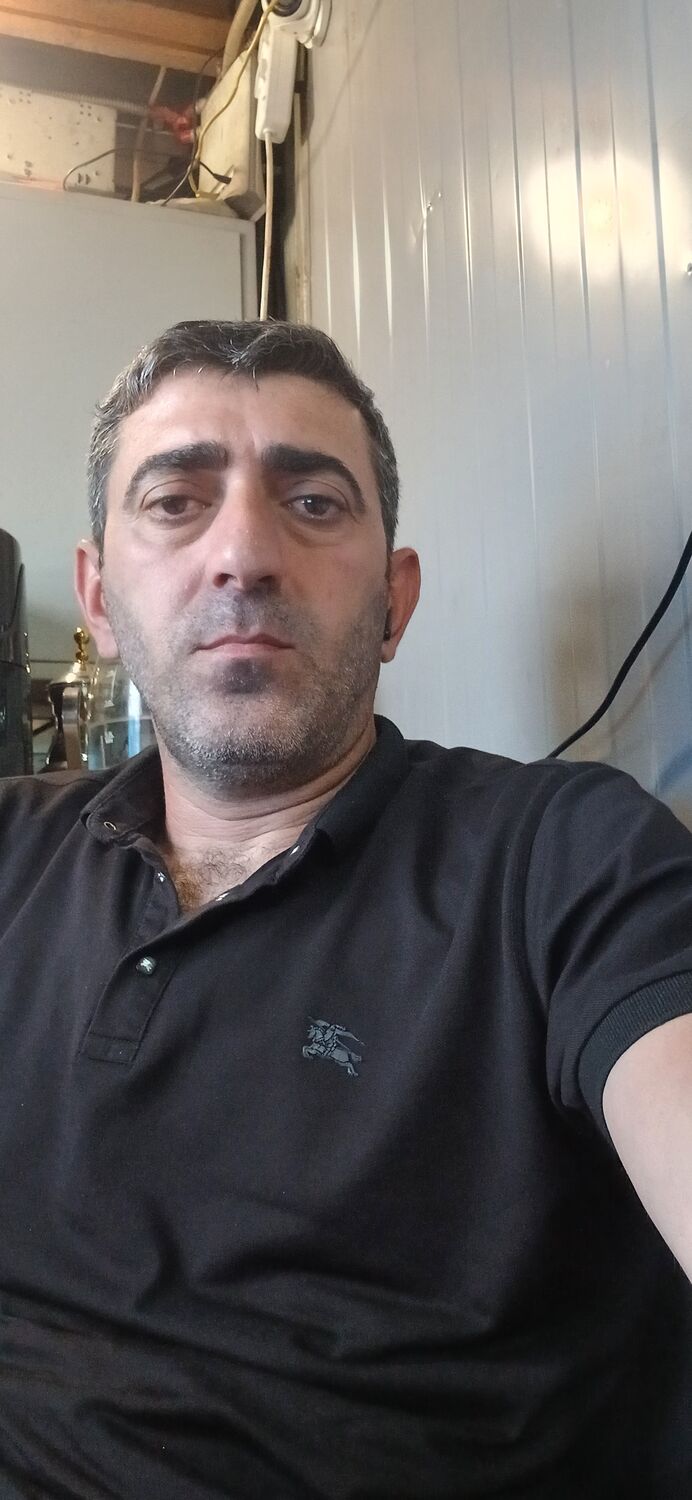  51998231  Alik, 40 ,    