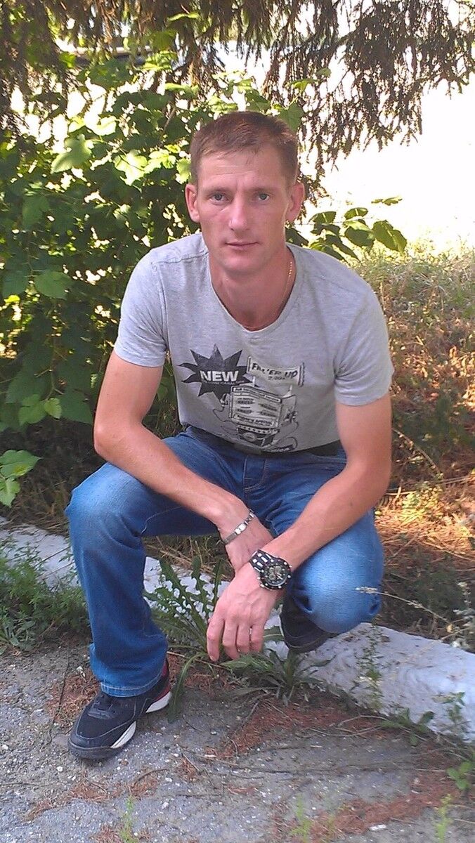  6486511  Ruslan, 44 ,    