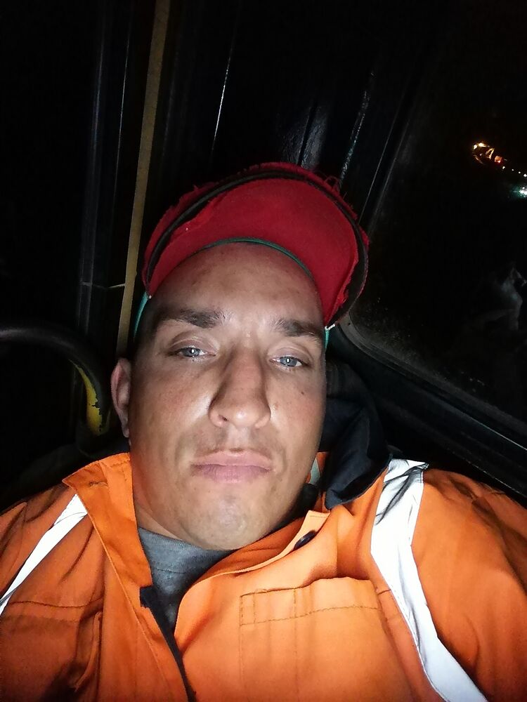  28900611  Rail, 32 ,     