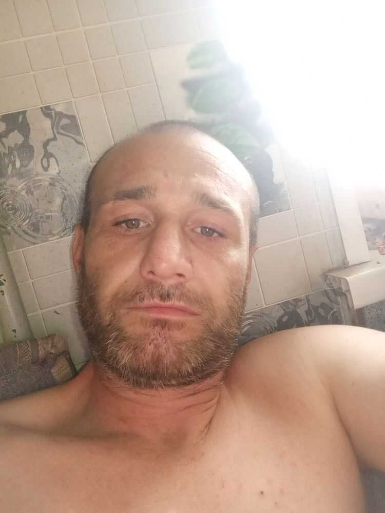  52922221  , 40 ,    