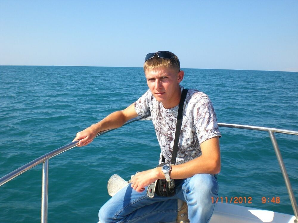  ,   Pavel, 41 ,   ,   , c 