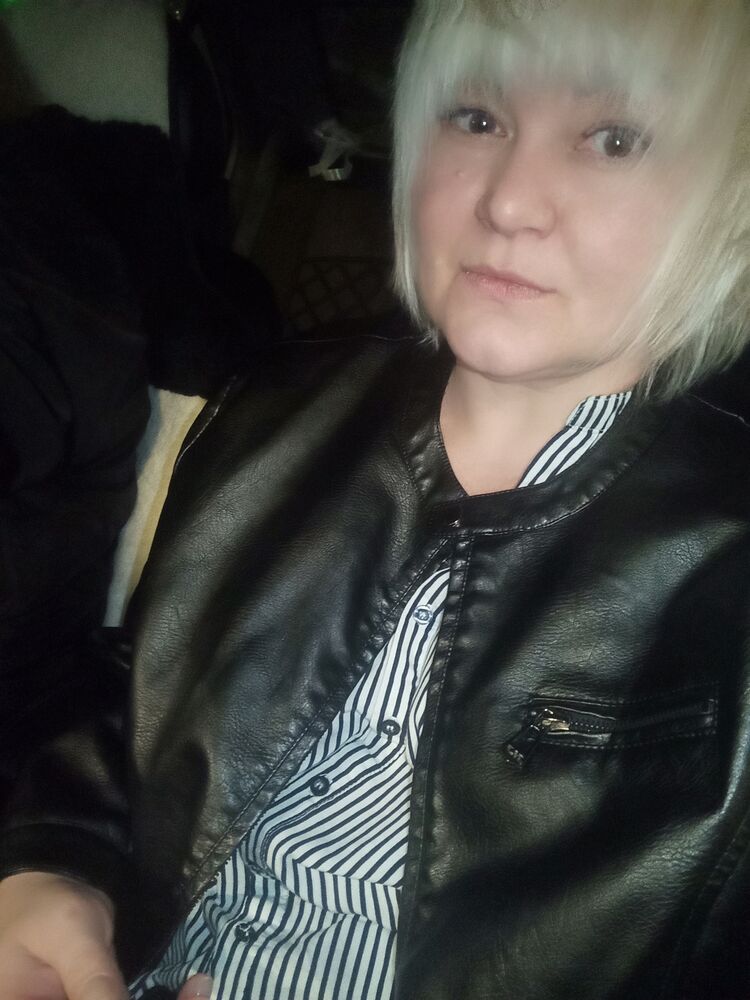  --,   Marina, 42 ,     , c 