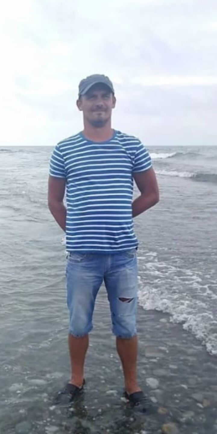  37347771  , 43 ,    