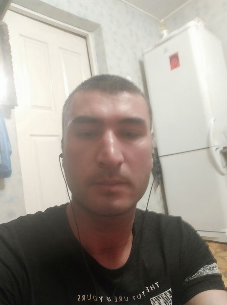  -,   Xayrullo, 37 ,   ,   