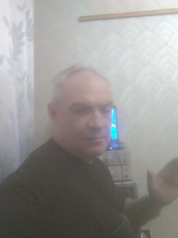  42379641  , 57 ,    