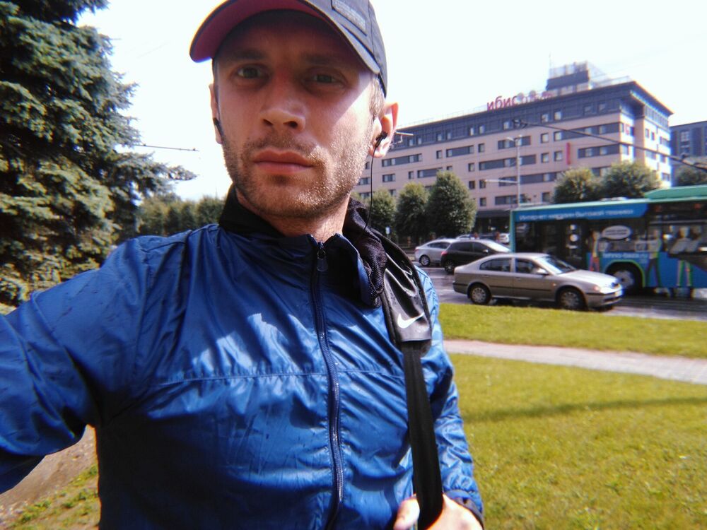  ,   Artur, 34 ,   ,   