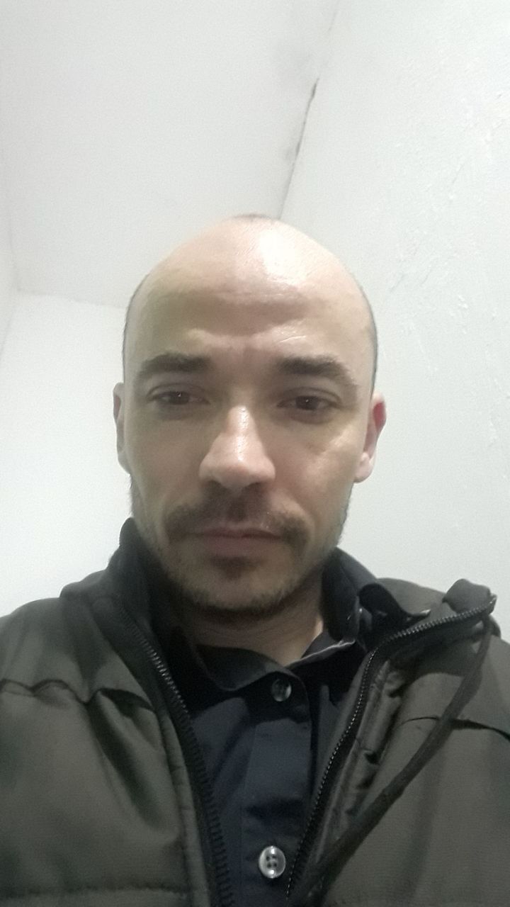  25889741  , 34 ,    