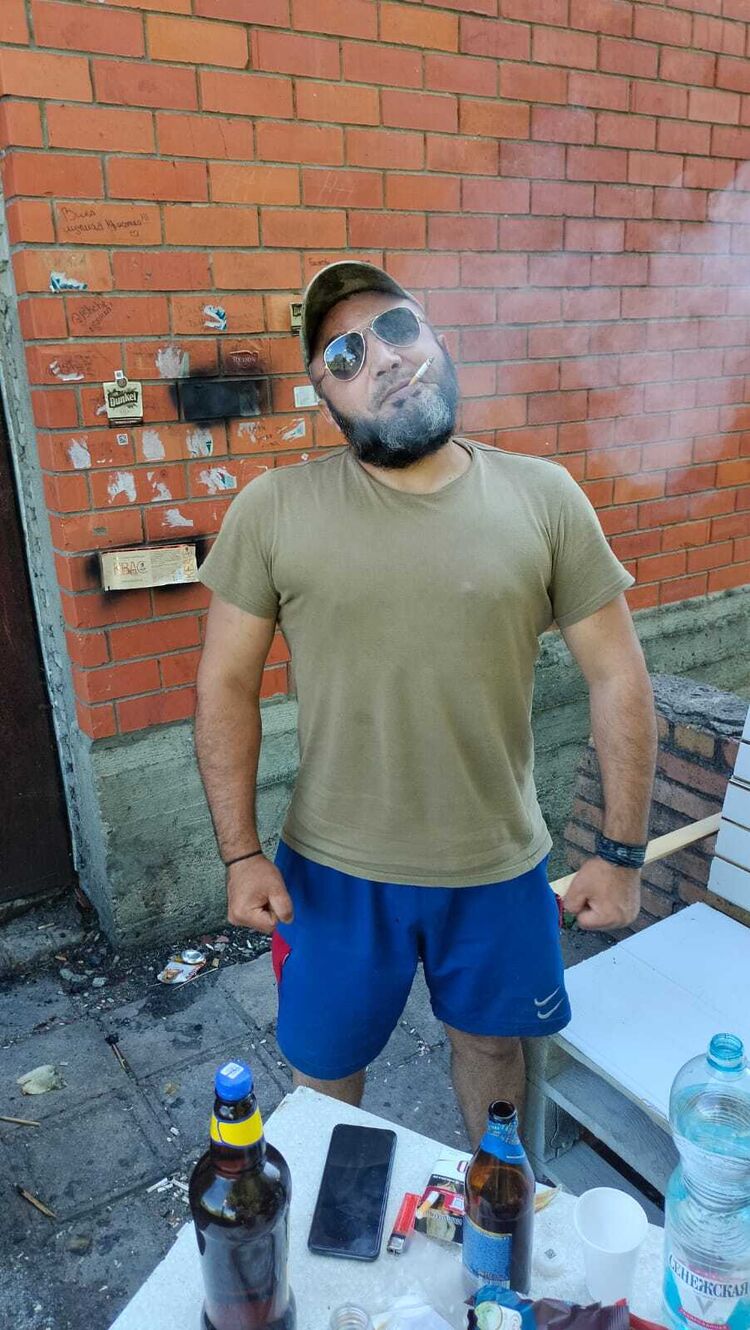  46193271  , 44 ,     