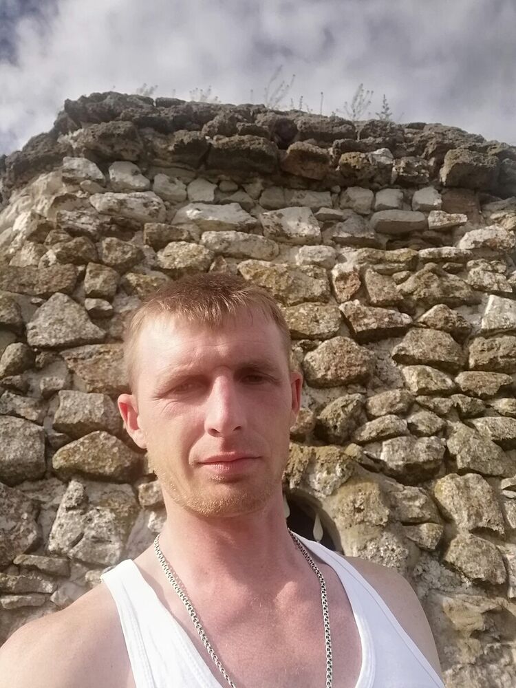  ,   Mihail, 37 ,   ,   , c , 