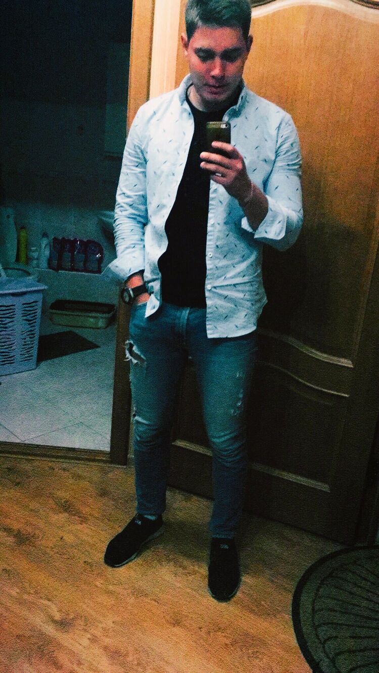  26877981  , 64 ,    