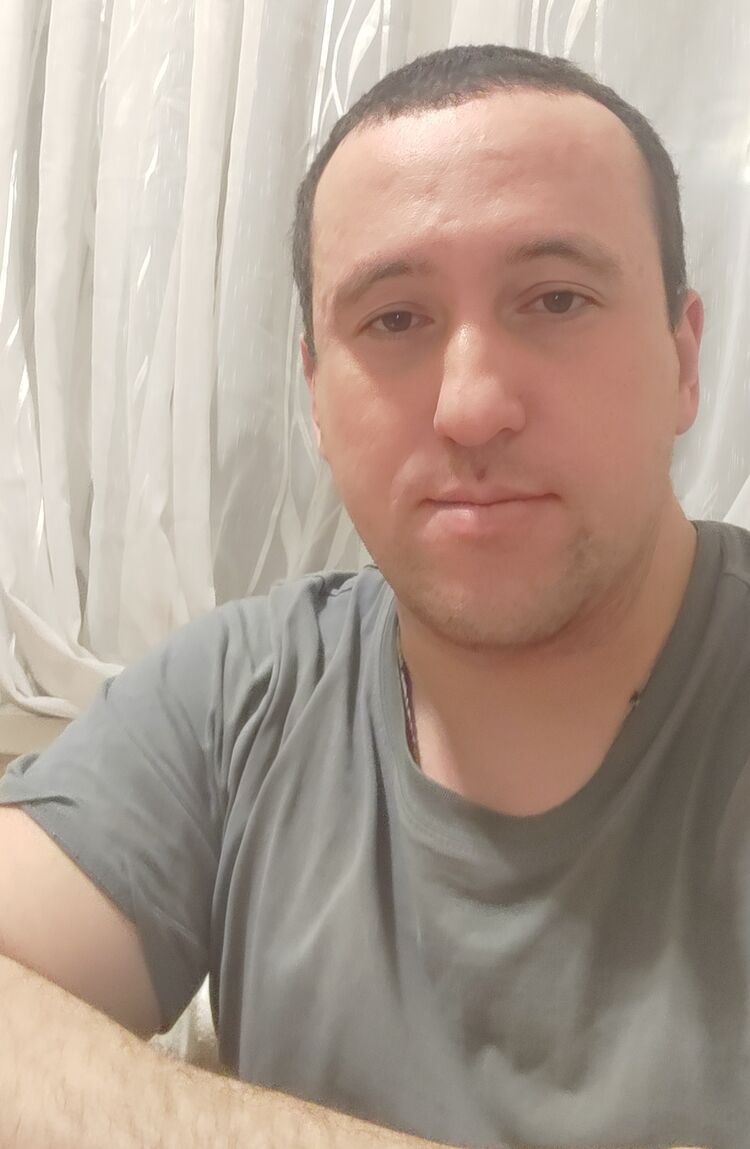  39995801  , 33 ,    