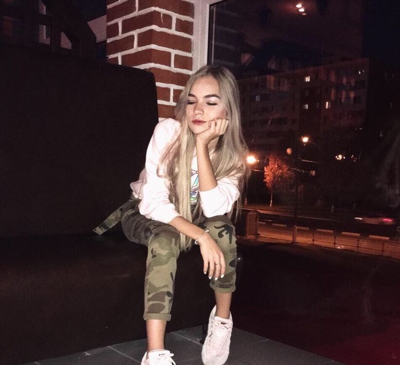  ,   Tvoya, 25 ,   ,   , c 
