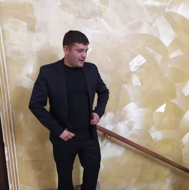  44617021  Sargis, 36 ,    