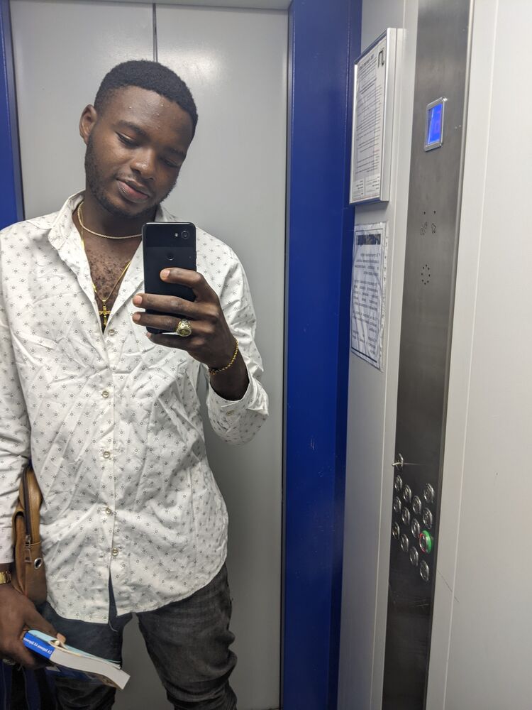  27109771  Steve, 29 ,    