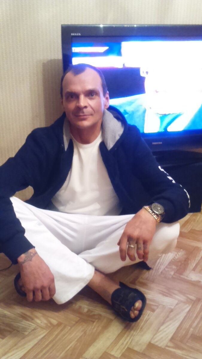  7051801  Igor, 56 ,    