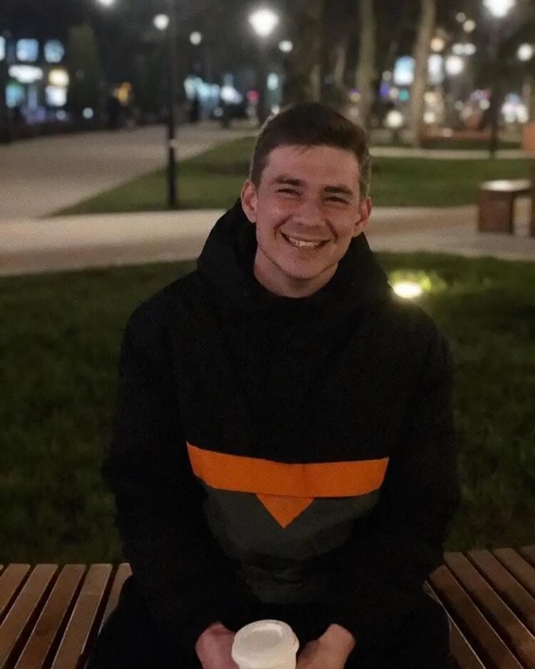  26294671  Egor, 24 ,    