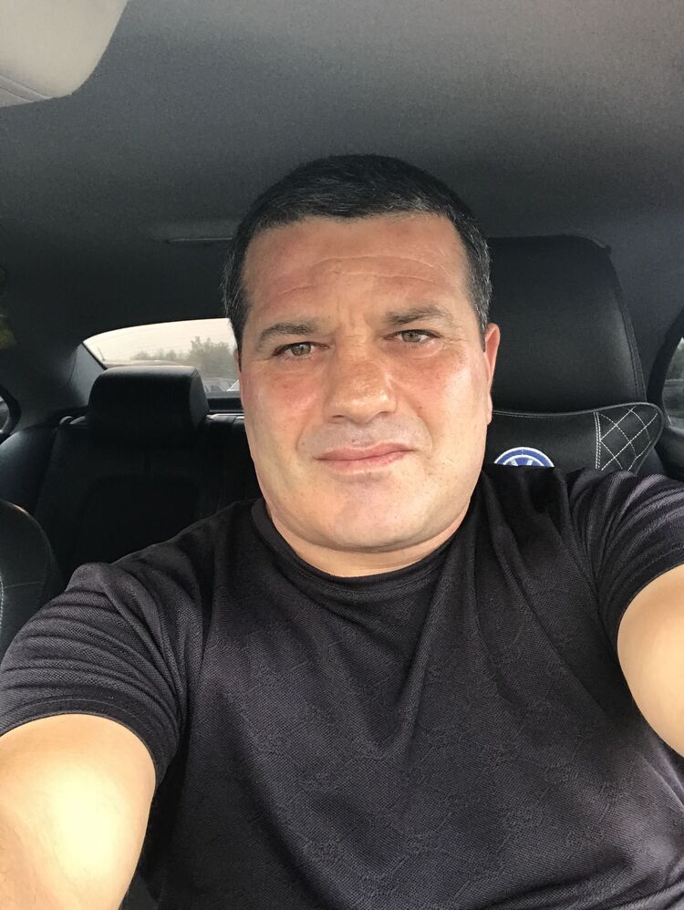  52953031  , 47 ,    