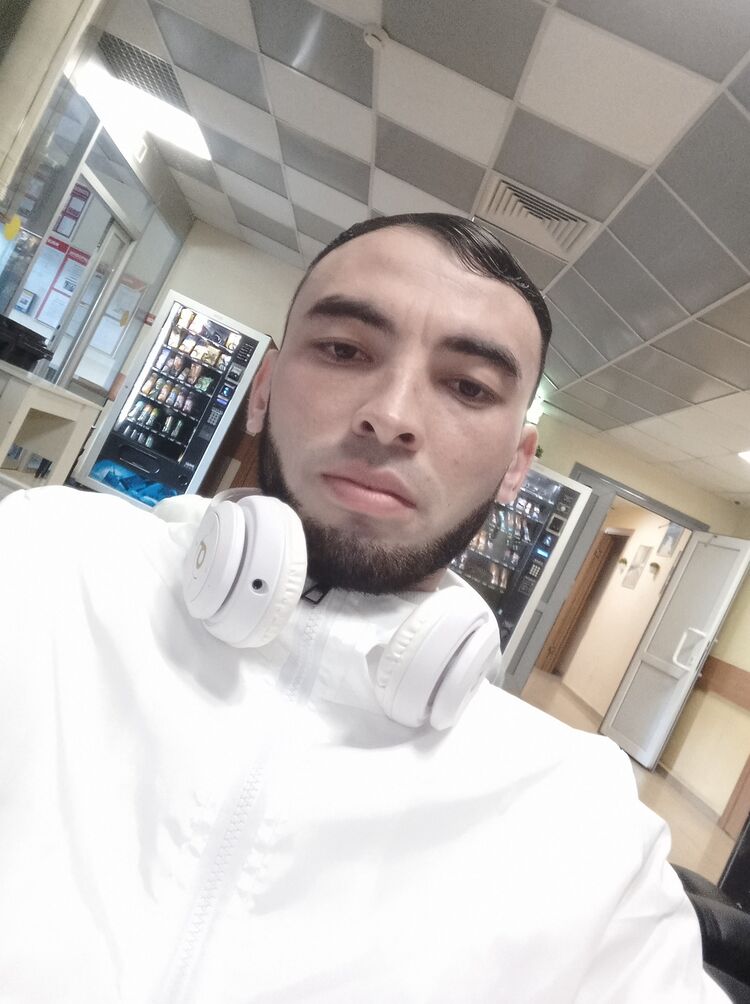  52869281  , 24 ,    