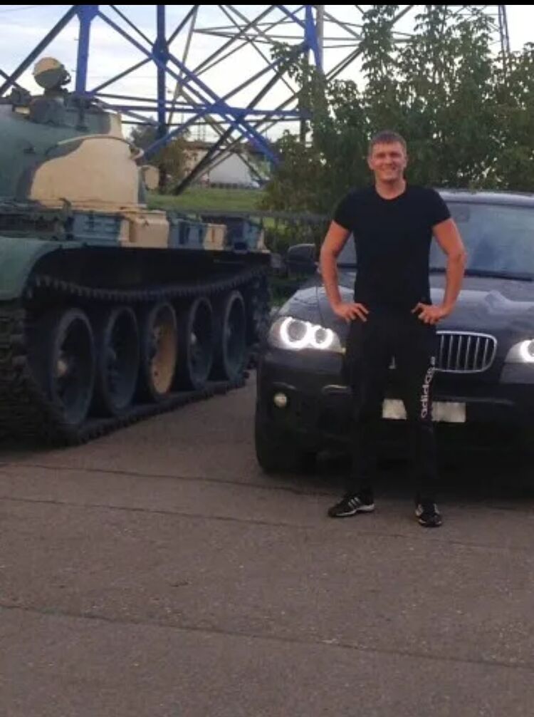  ,   Vovhik, 39 ,   ,   