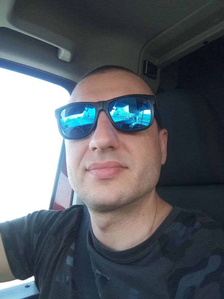  -,   , 40 ,     , c 