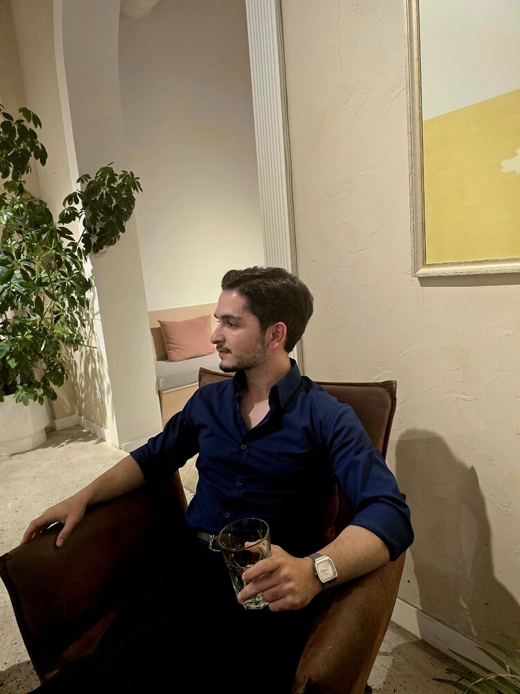  ,   Kamran, 26 ,   ,   