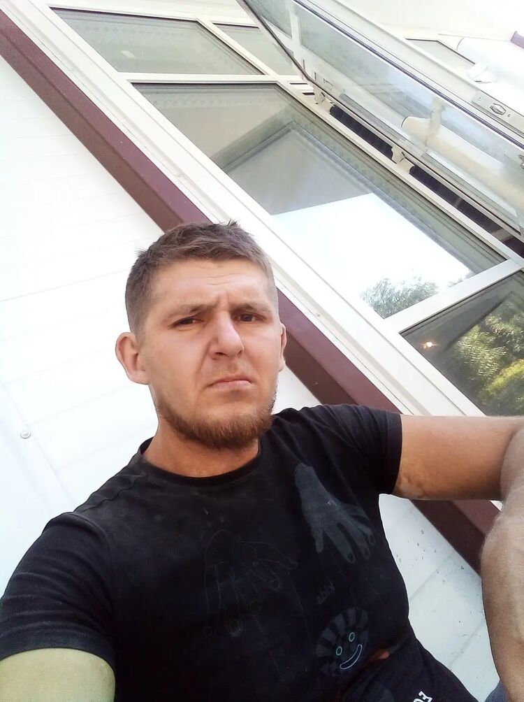  30289531  , 37 ,    