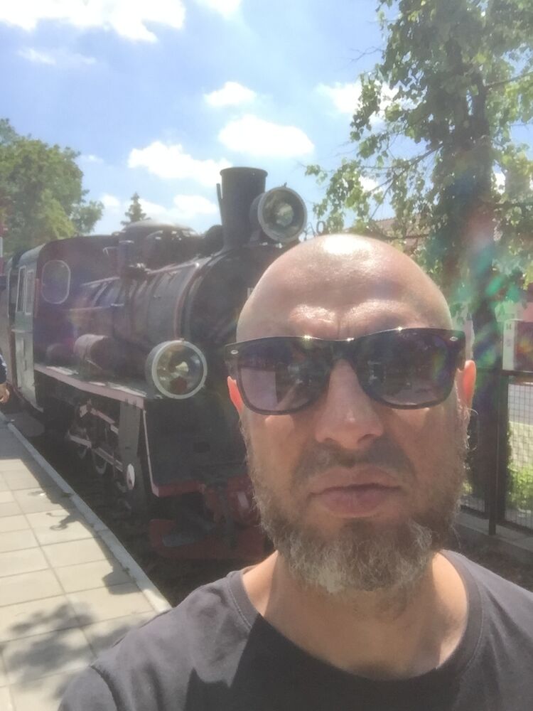  28354241  , 46 ,    