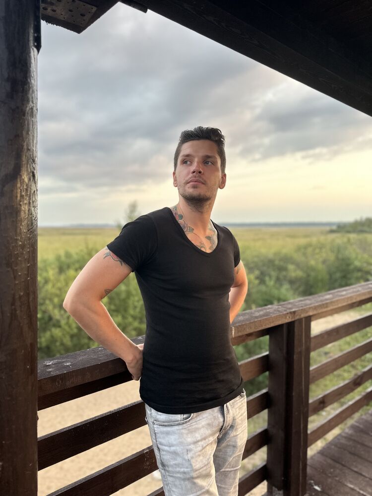  -,   , 32 ,   ,   