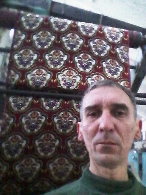  11506851  Evgeni, 51 ,    
