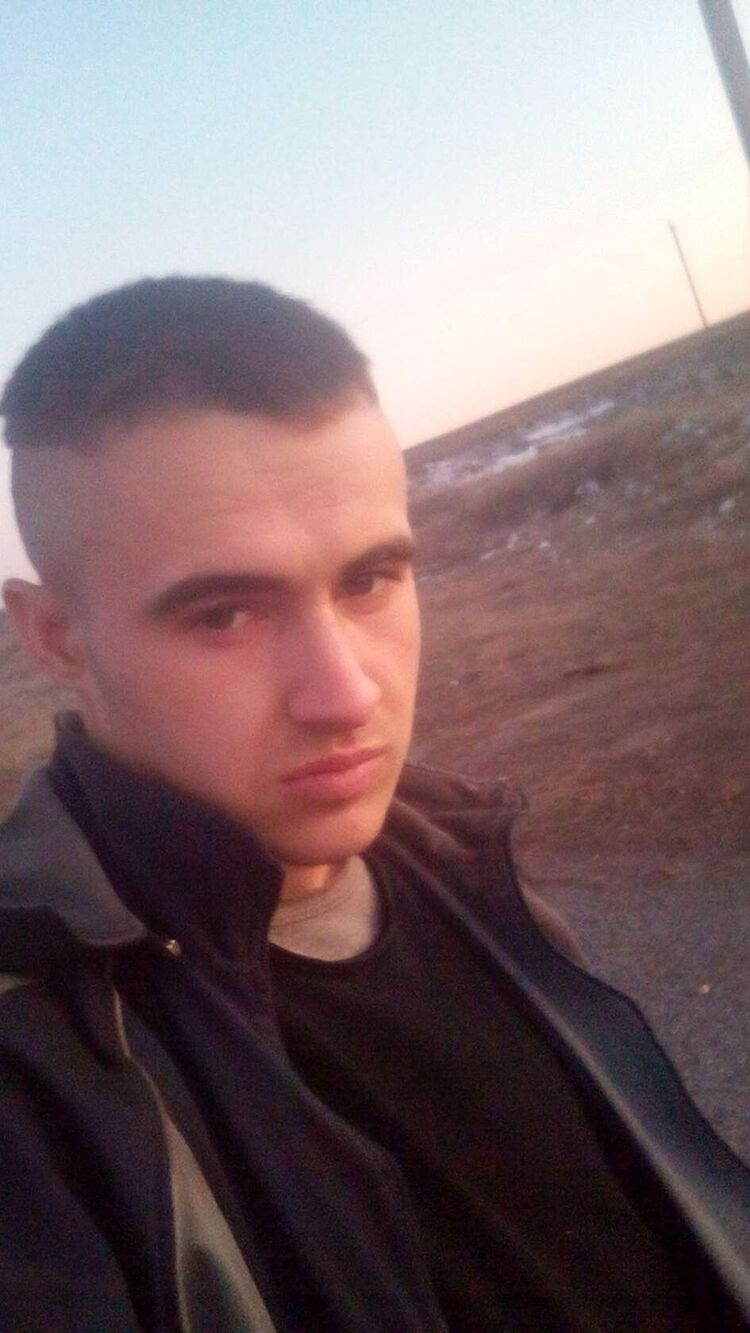  31052911  Misha, 22 ,    