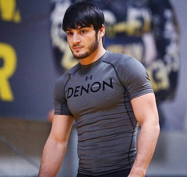  18367011  , 35 ,    -