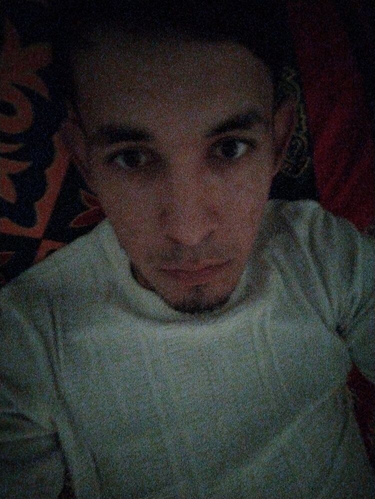  46831651  , 26 ,    