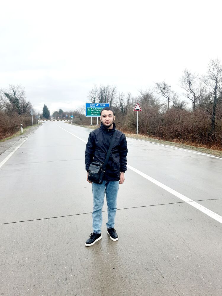  34635031  Ali, 31 ,    