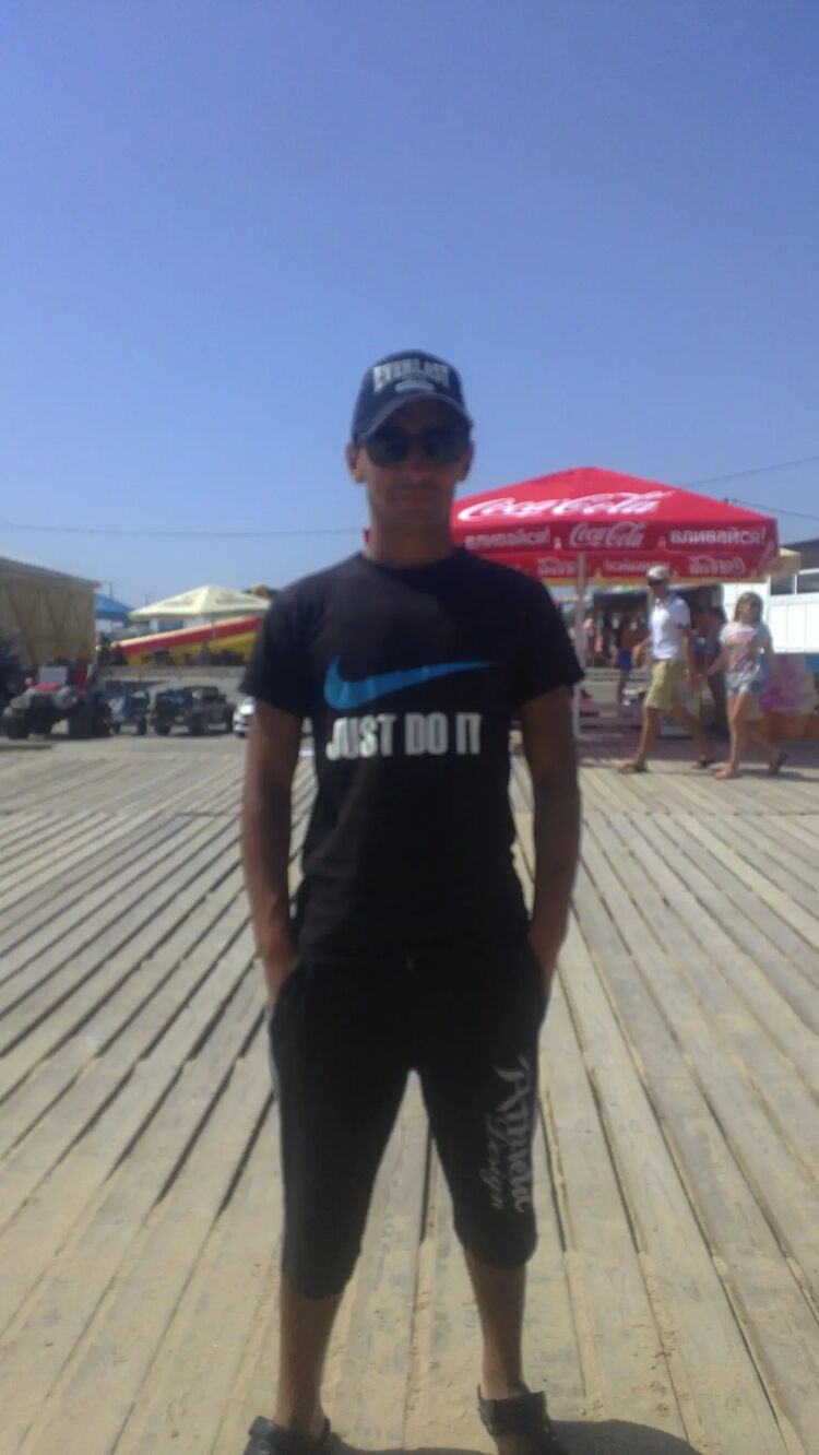  38725911  , 30 ,    