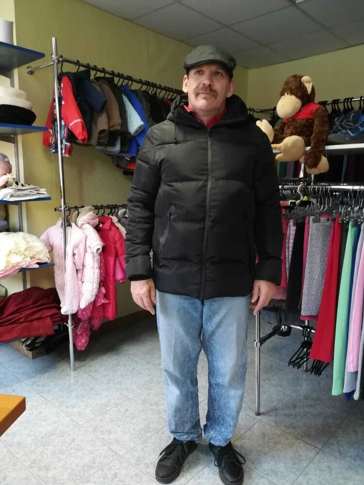  ,   Dainis, 54 ,   ,   , c 