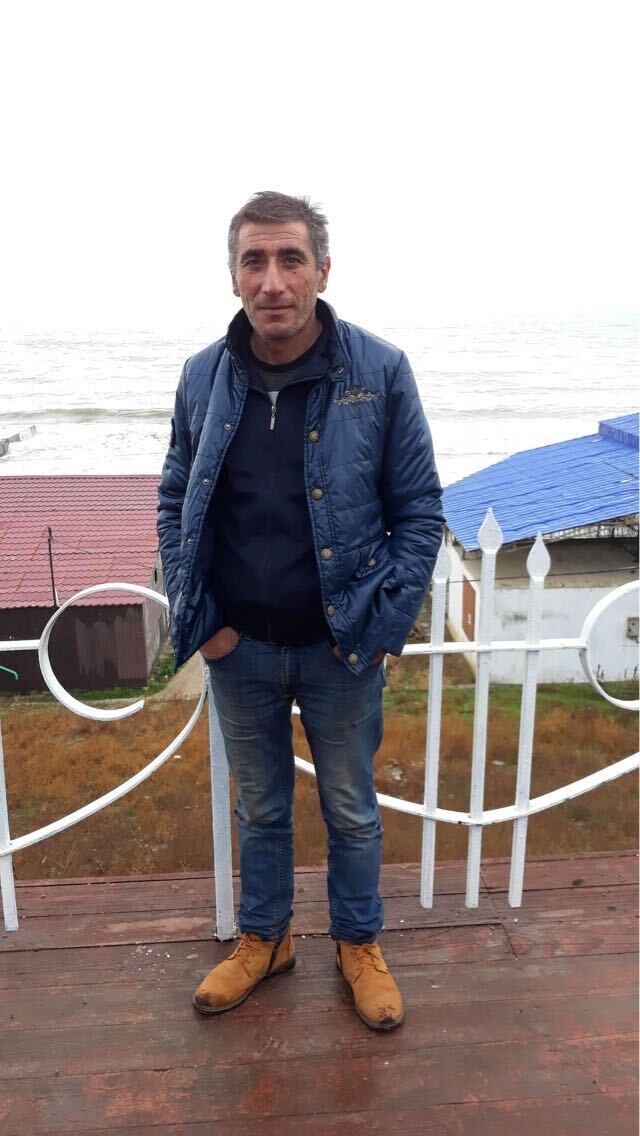  25029401  Garegin, 54 ,    