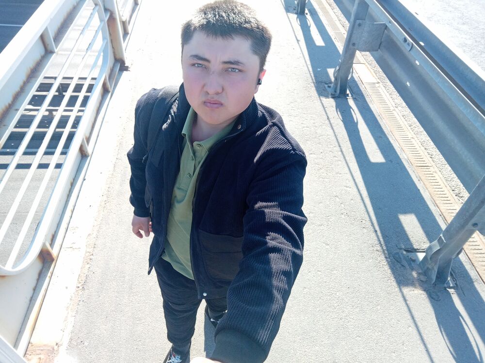  43354471  Hasan, 25 ,    
