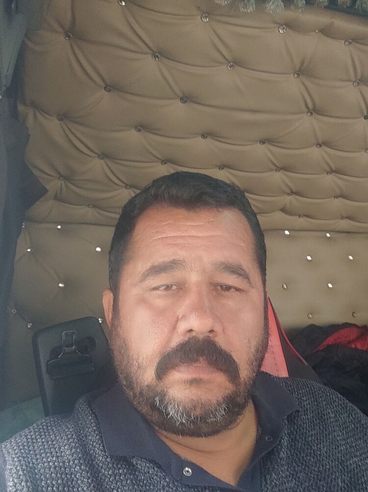  48661431  Murat, 49 ,    