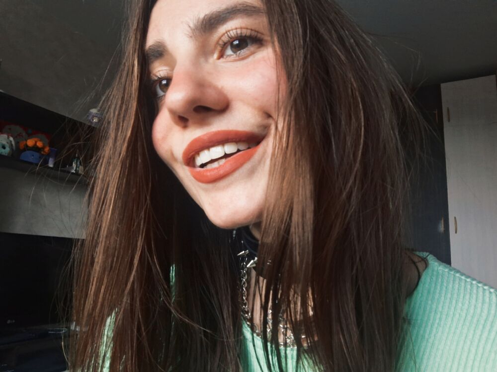  51626011  Polina, 23 ,    Coventry