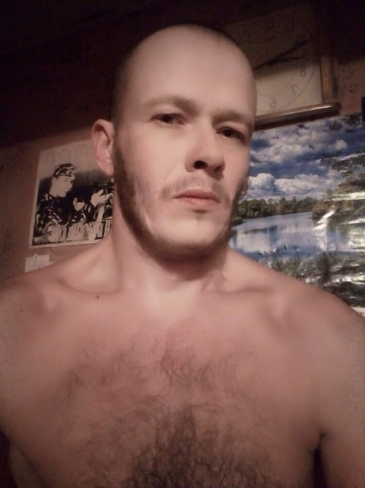  18668951  , 44 ,    
